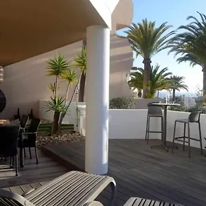 https://apartamento-de-diseno-con-espectacular-terraza.adeje-hotels.com